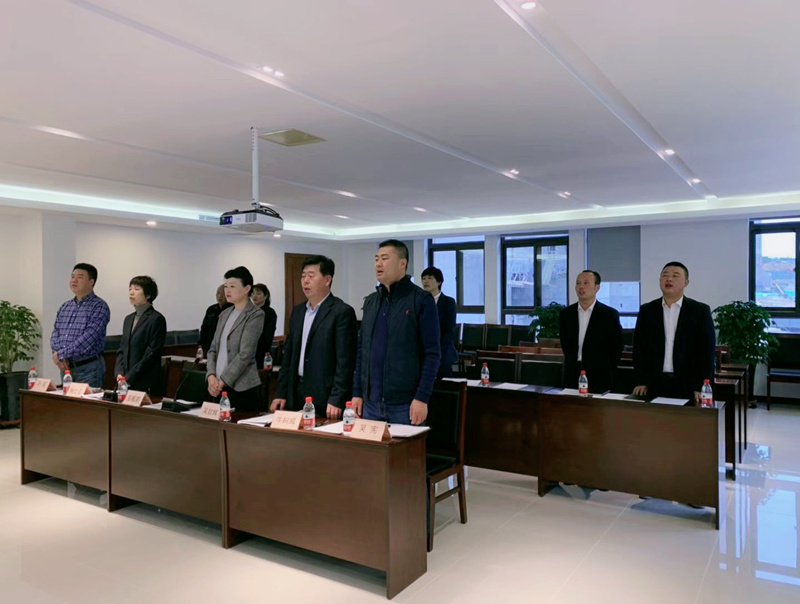 7.威海园林公司举行述职暨竞聘会.jpg 7.威海园林公司举行述职暨竞聘会.jpg