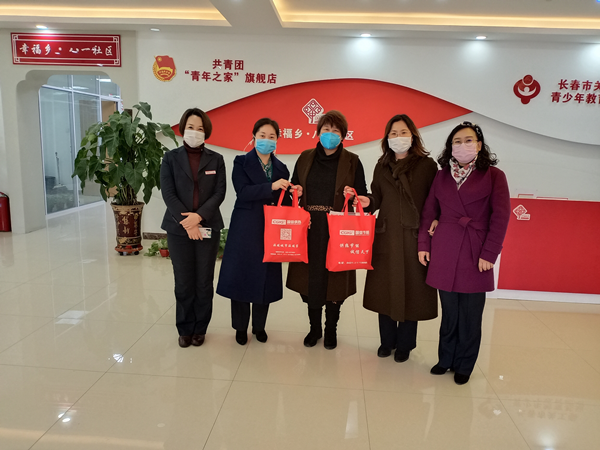 2。。。。。。。。新城供热公司为社区捐赠口罩.png