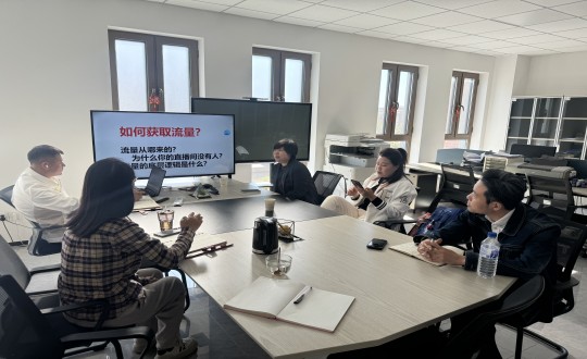 3.麻将胡了·南山温泉城营销团队新媒体运营培训现场_副本.jpg 3.麻将胡了·南山温泉城营销团队新媒体运营培训现场_副本.jpg