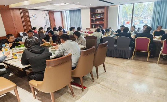 2.长白山麻将胡了旅馆开展年中团建_副本.jpg